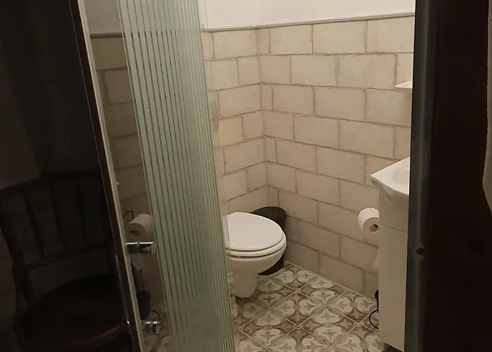 Csacsiorszag Vendeghaz